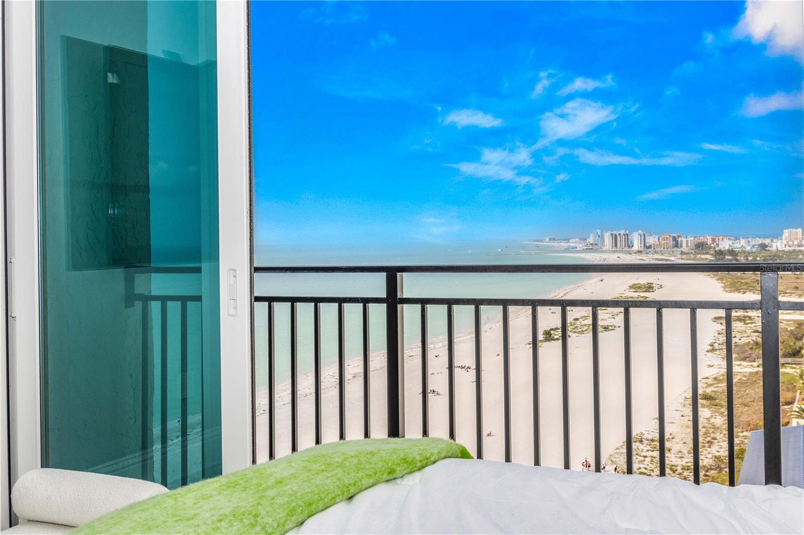 1390 GULF BLVD #PH 2, CLEARWATER BEACH, FL, 33767