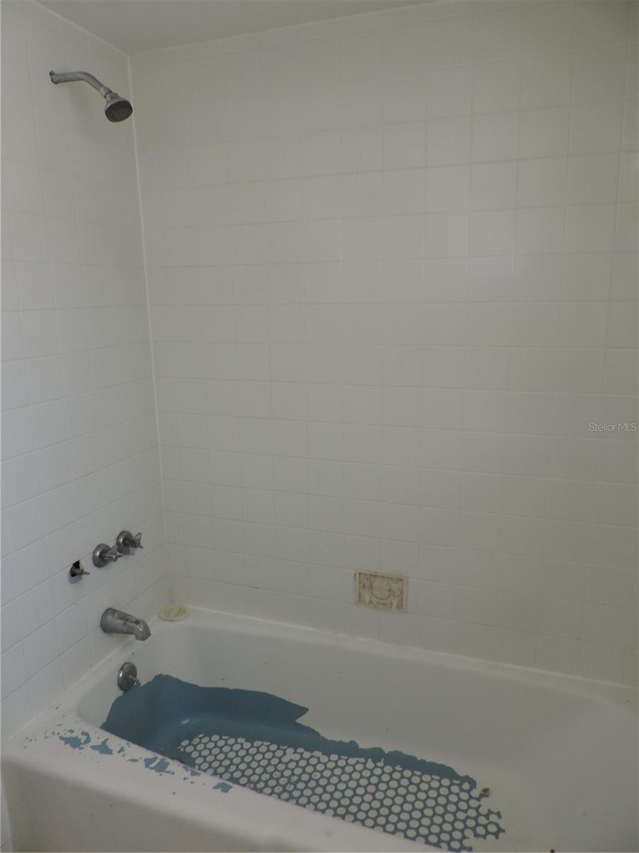 7625 MARECHAL AVE, PORT RICHEY, FL, 34668