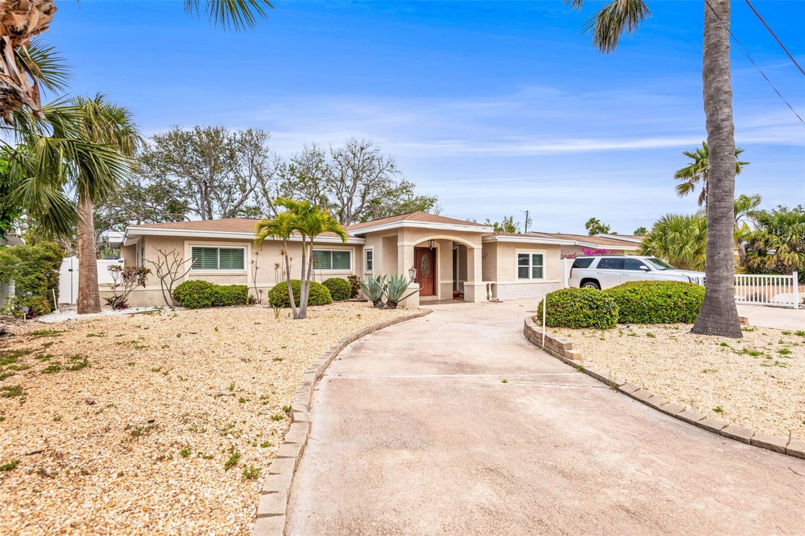 2490 E VINA DEL MAR BLVD, ST PETE BEACH, FL, 33706