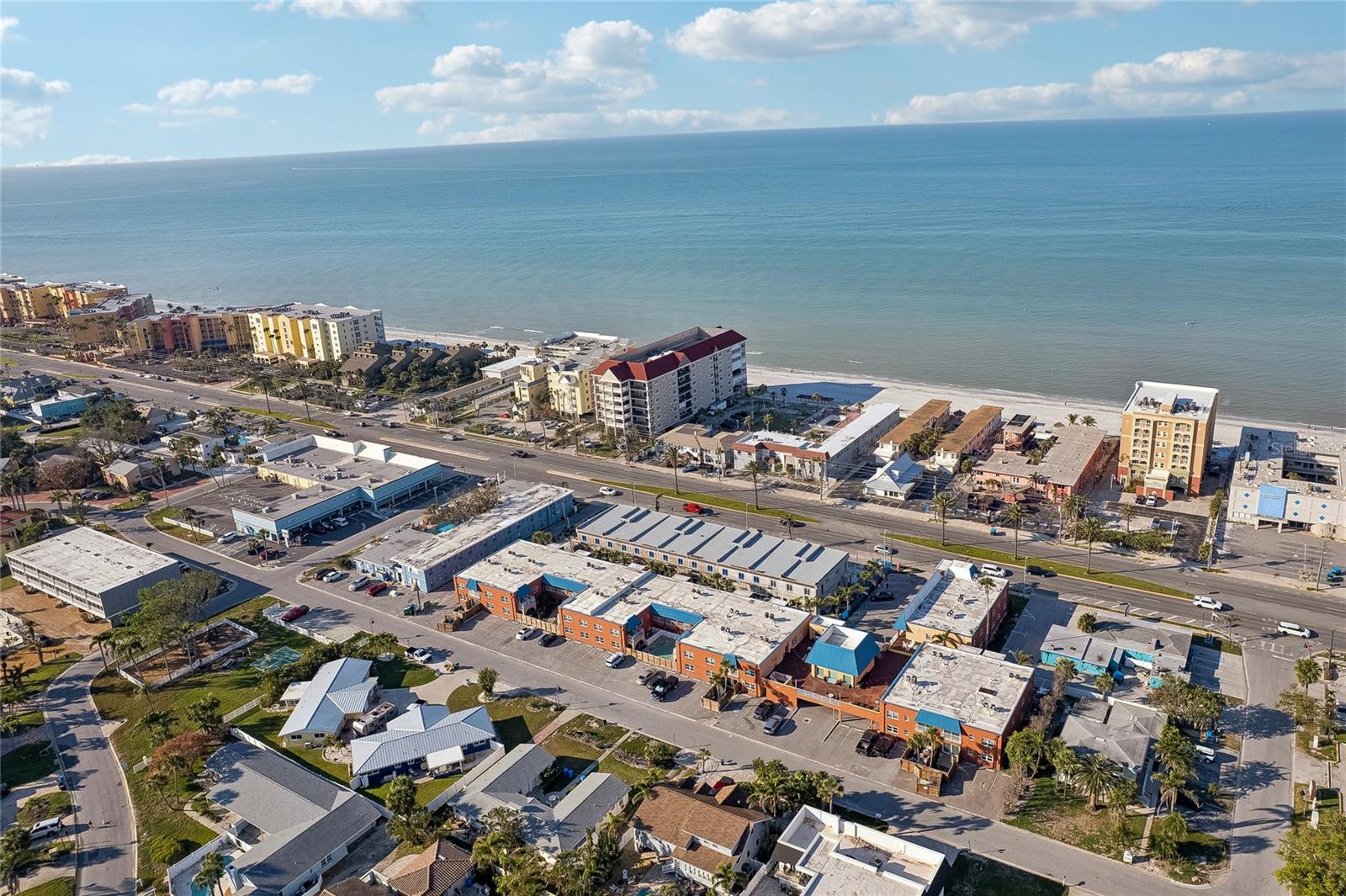17035 GULF BLVD #202, NORTH REDINGTON BEACH, FL, 33708