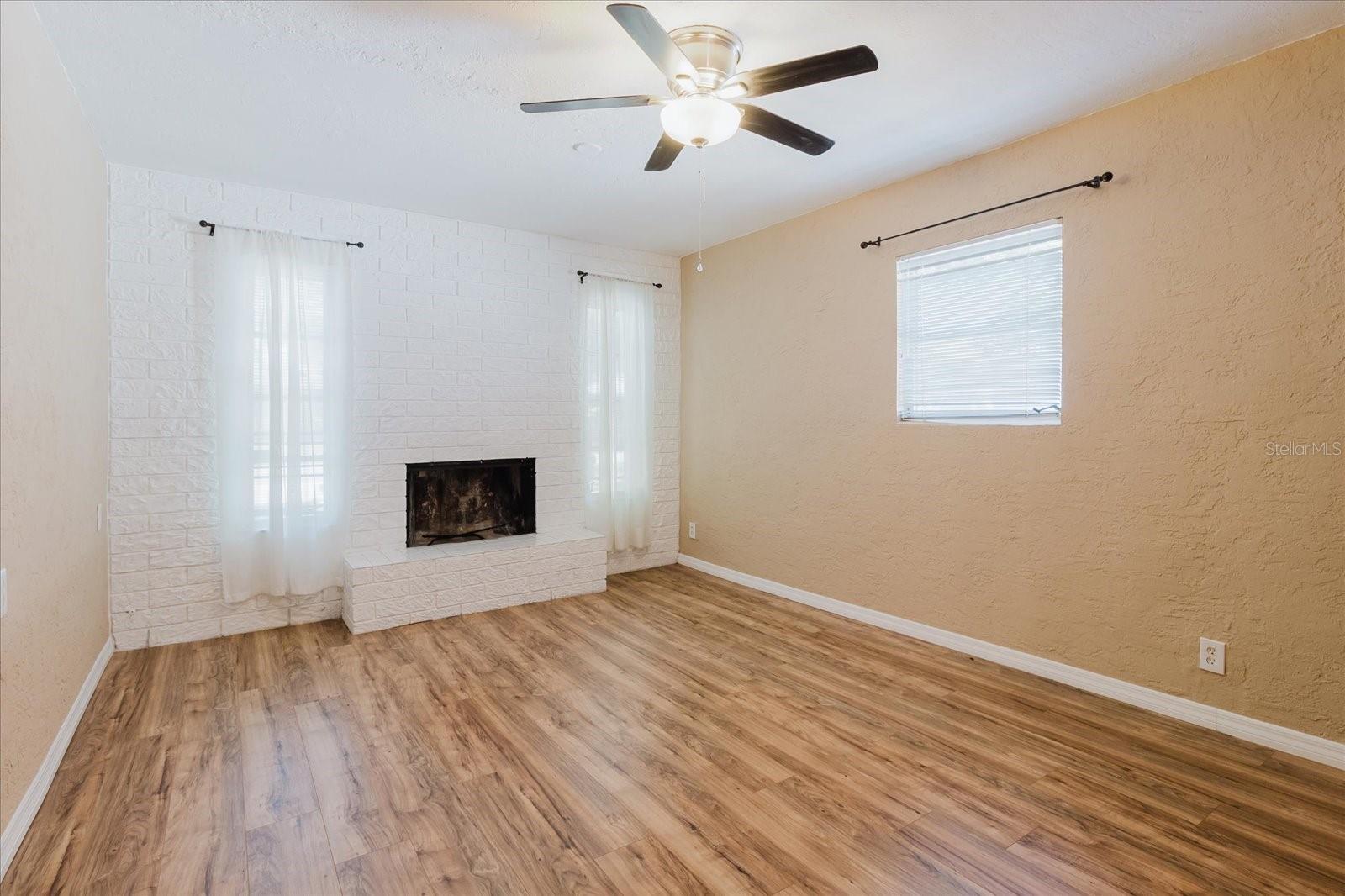 7901 42ND ST N, PINELLAS PARK, FL, 33781
