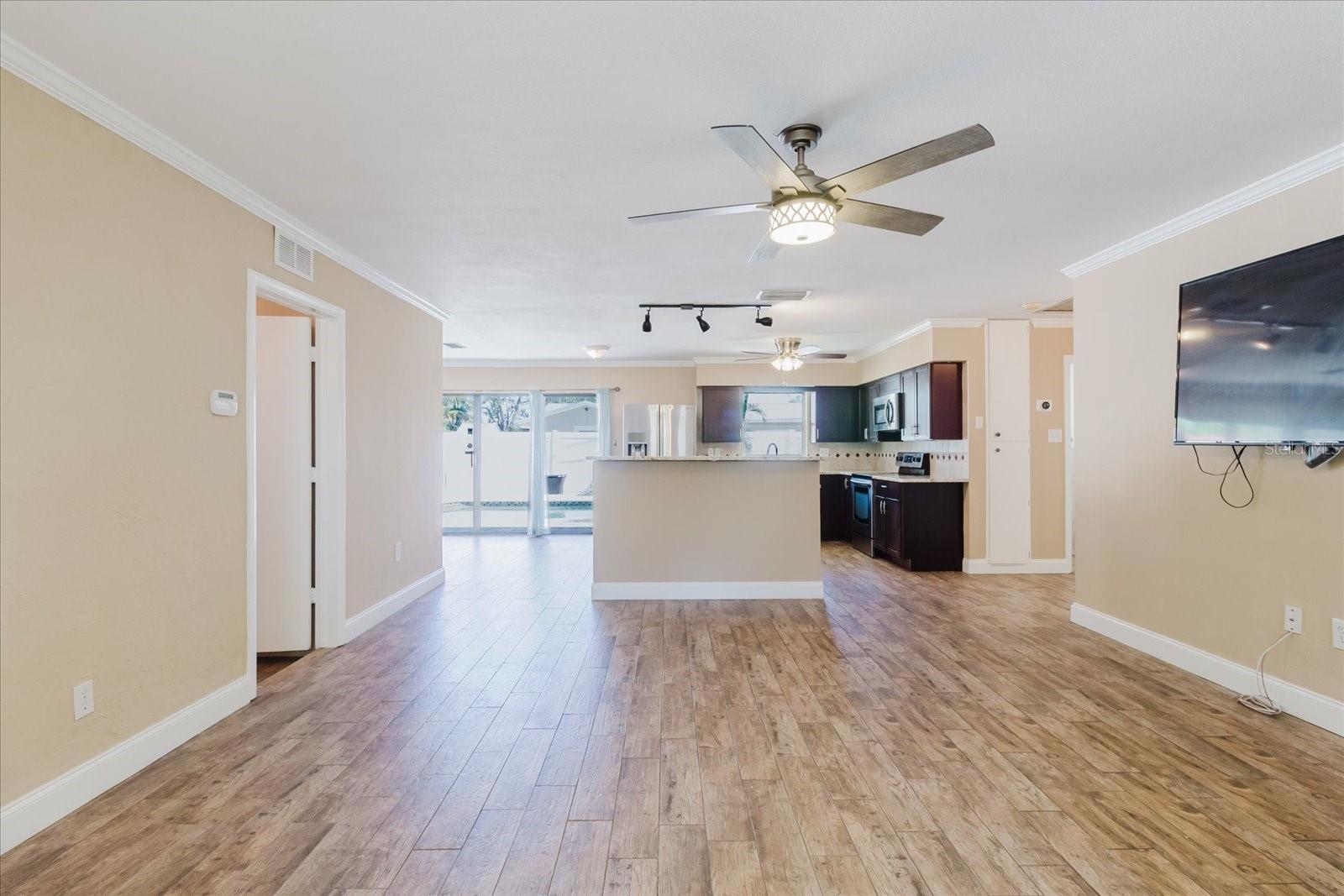 7901 42ND ST N, PINELLAS PARK, FL, 33781