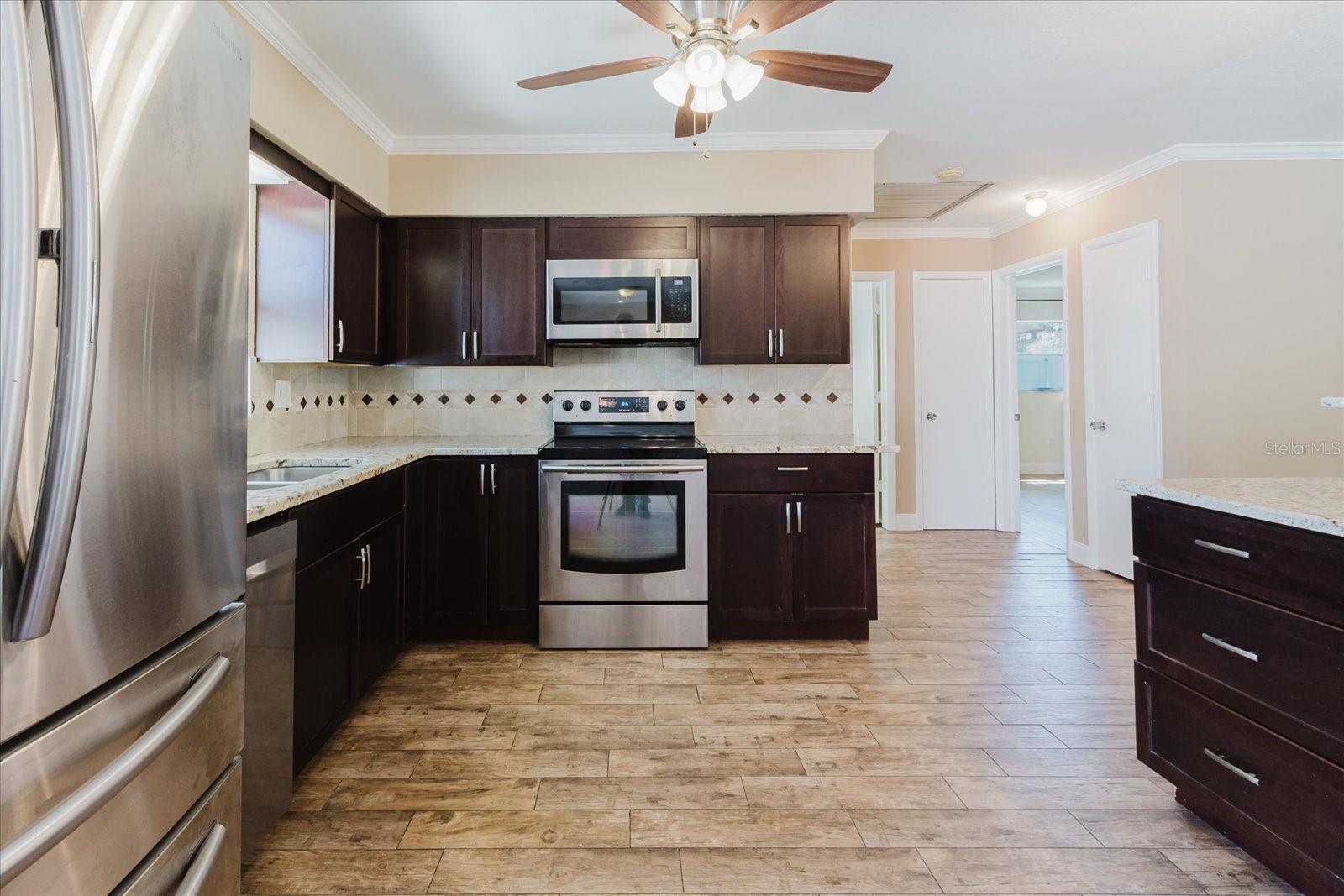 7901 42ND ST N, PINELLAS PARK, FL, 33781