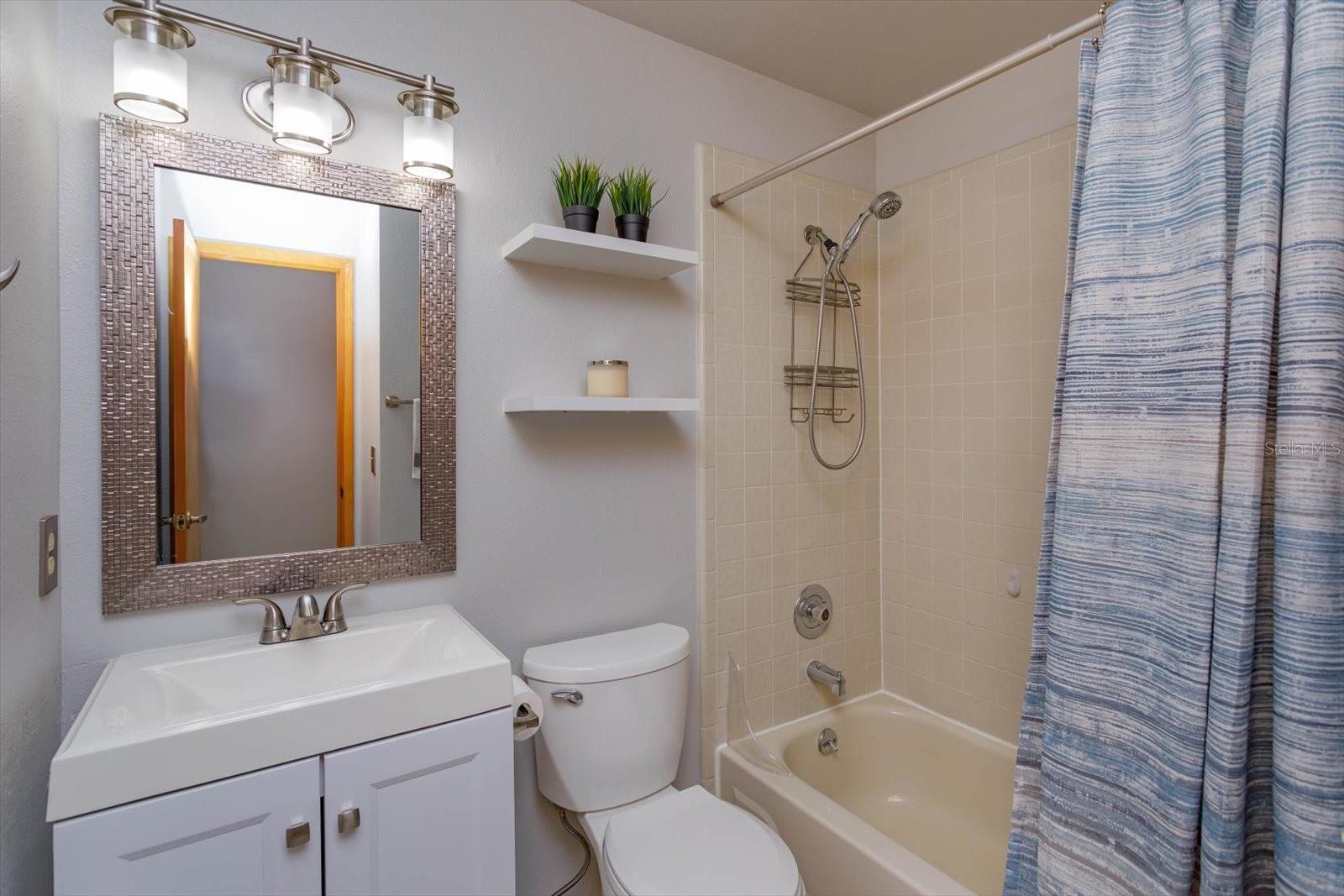 787 E CHARING CROSS CIR, LAKE MARY, FL, 32746