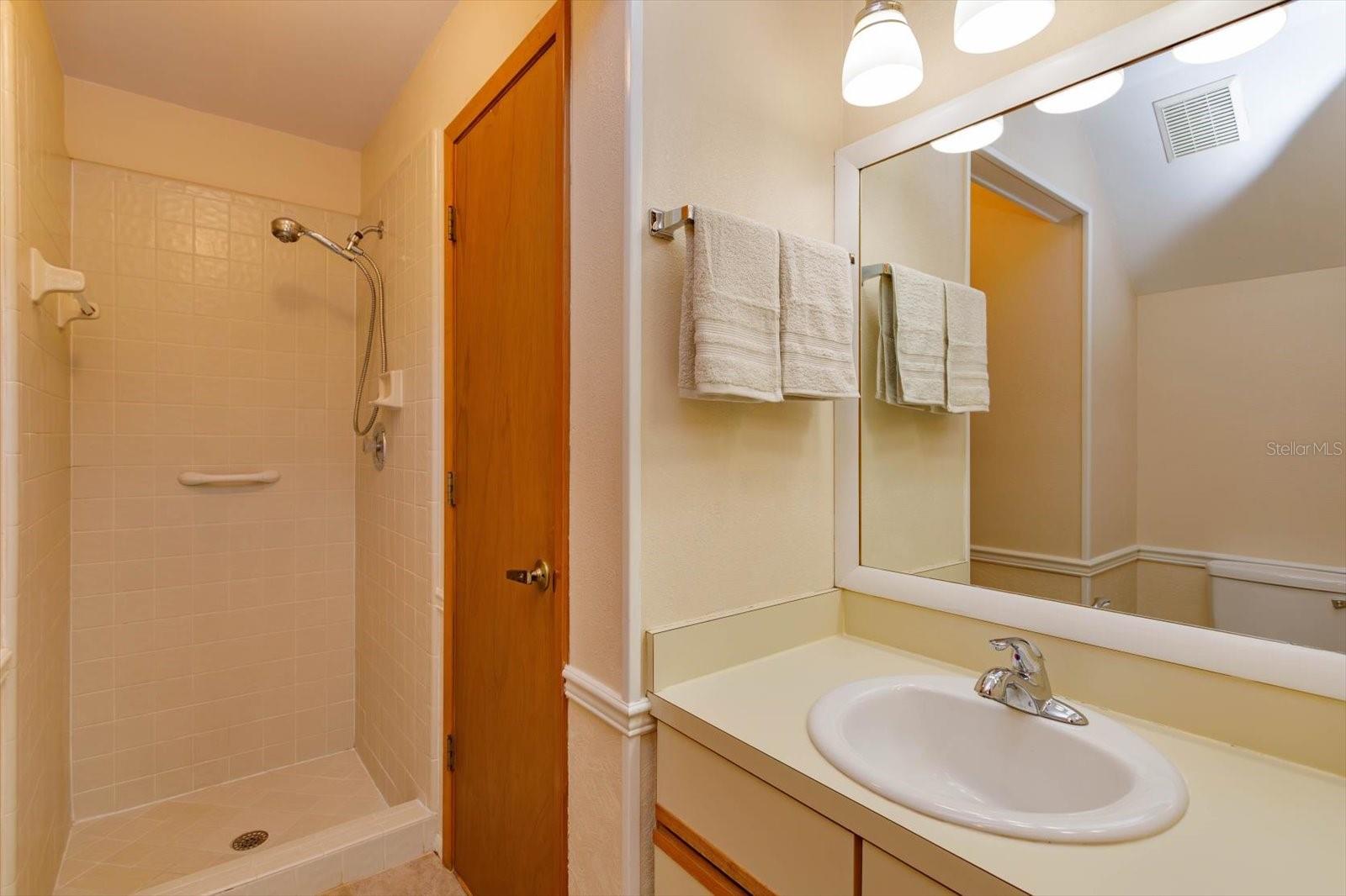 787 E CHARING CROSS CIR, LAKE MARY, FL, 32746