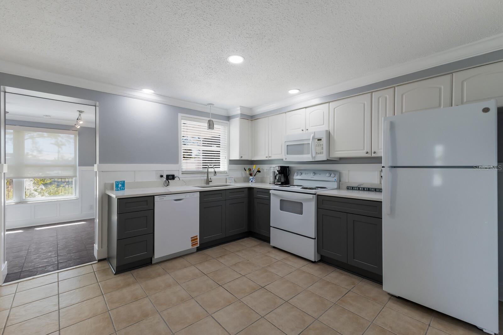 415 63RD ST, HOLMES BEACH, FL, 34217