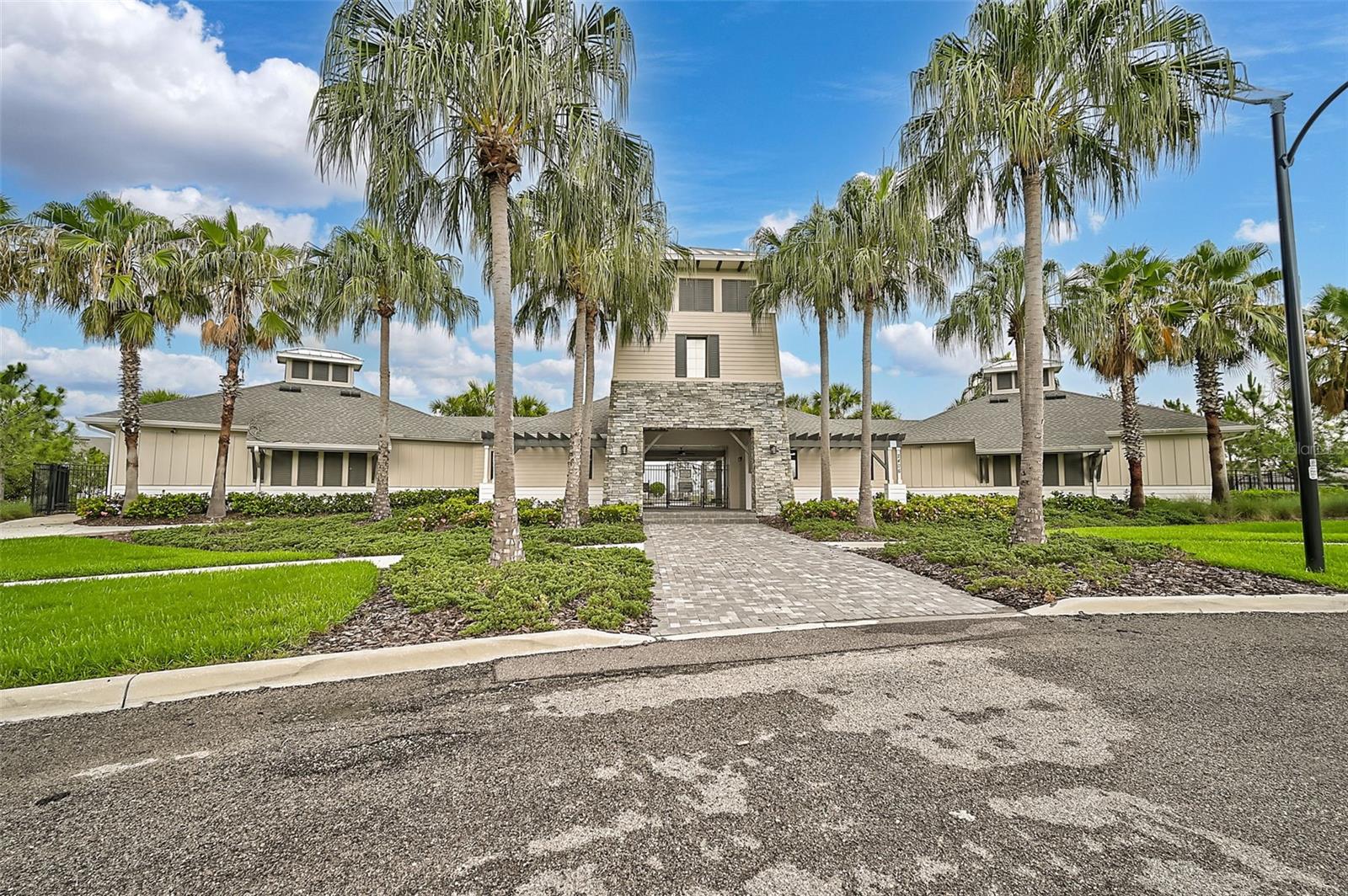 2417 SAND GABLES TRL, BRADENTON, FL, 34208