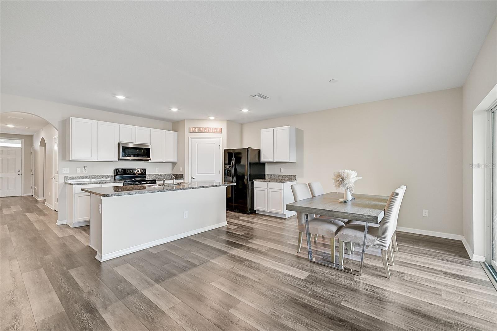 2417 SAND GABLES TRL, BRADENTON, FL, 34208
