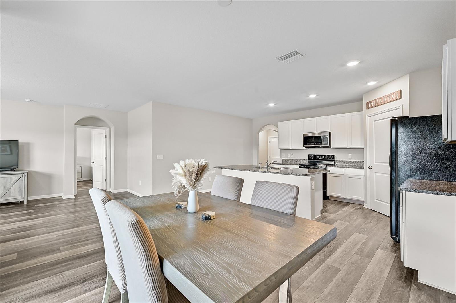 2417 SAND GABLES TRL, BRADENTON, FL, 34208