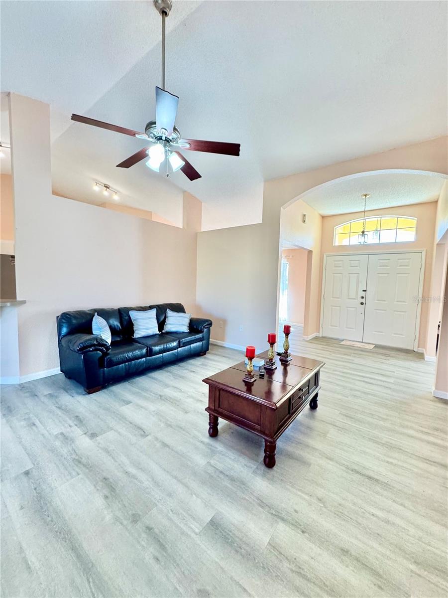 7185 SUMMIT DR, WINTER HAVEN, FL, 33884