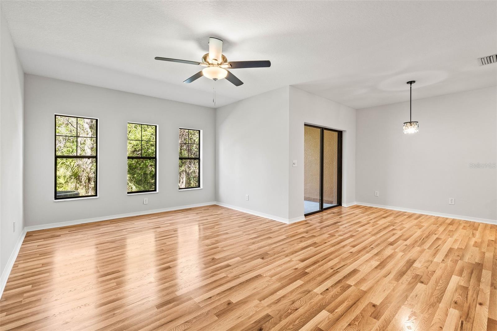 30103 MOSSBANK DR, WESLEY CHAPEL, FL, 33543