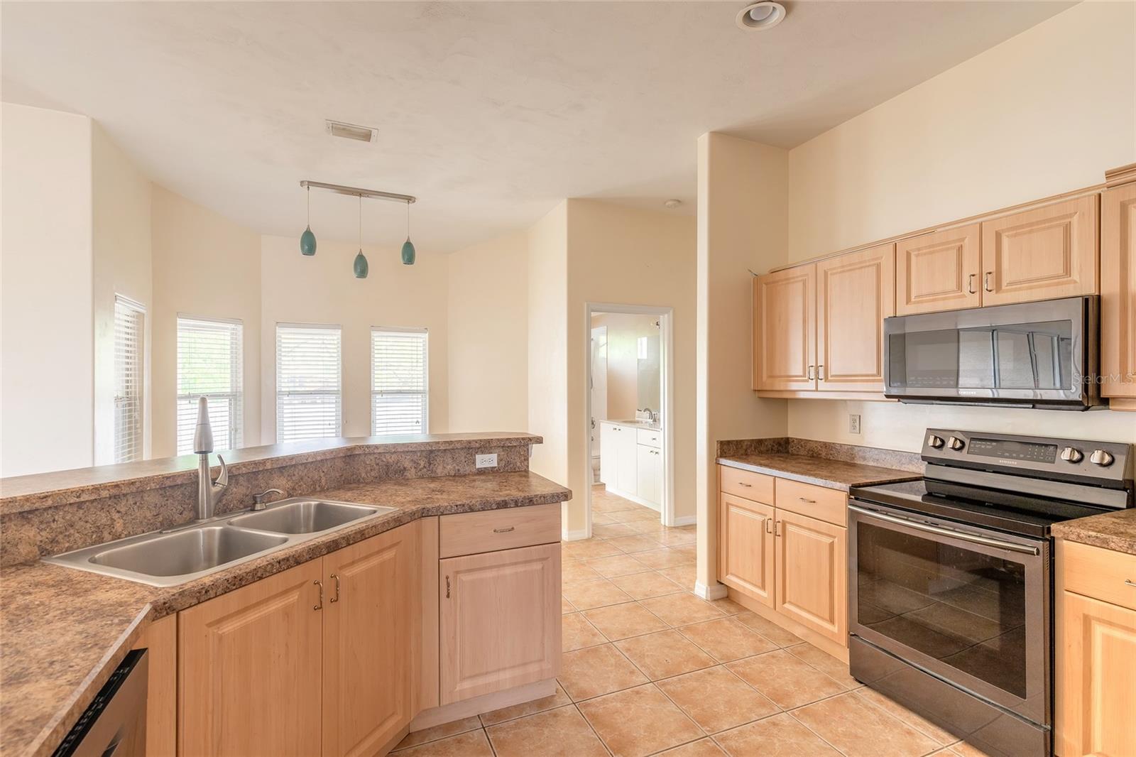 69 GREY DAPPLE WAY, ORMOND BEACH, FL, 32174
