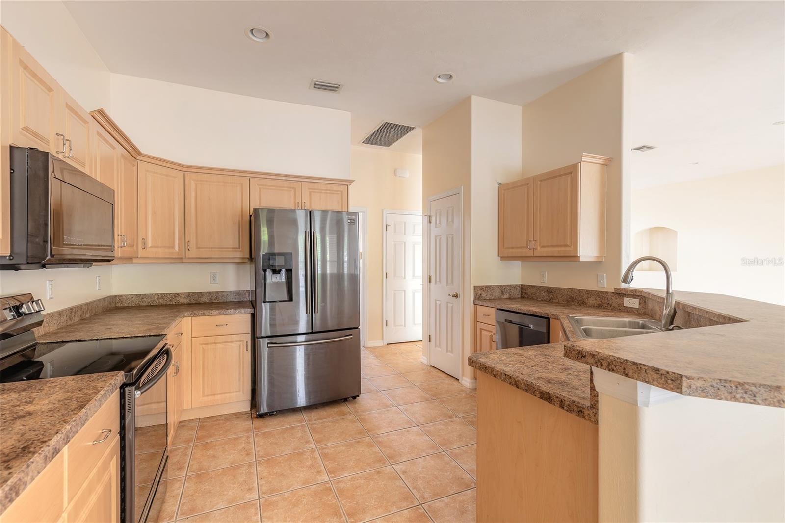 69 GREY DAPPLE WAY, ORMOND BEACH, FL, 32174