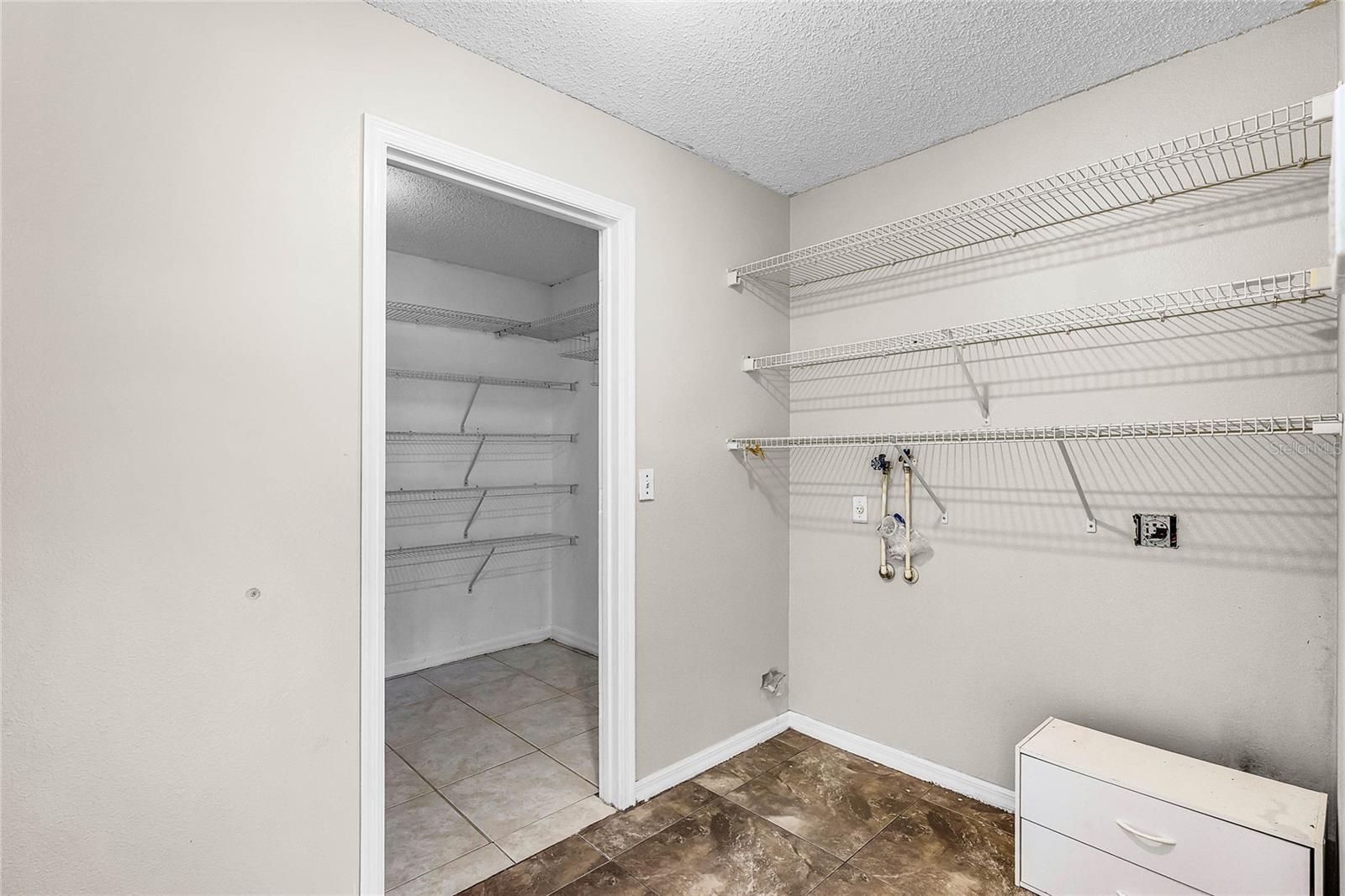 1928 CRESTRIDGE DR, CLERMONT, FL, 34711