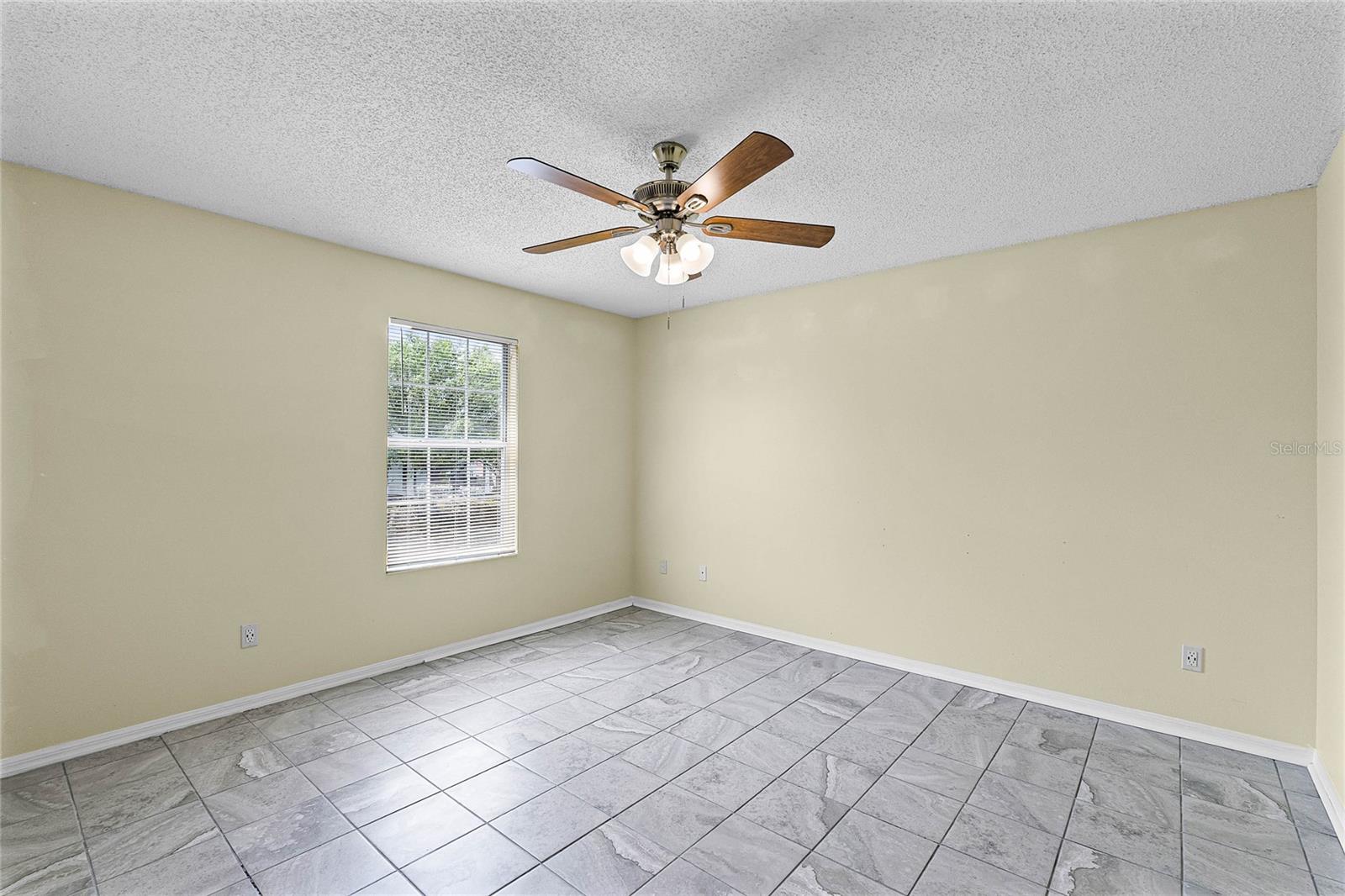 1928 CRESTRIDGE DR, CLERMONT, FL, 34711