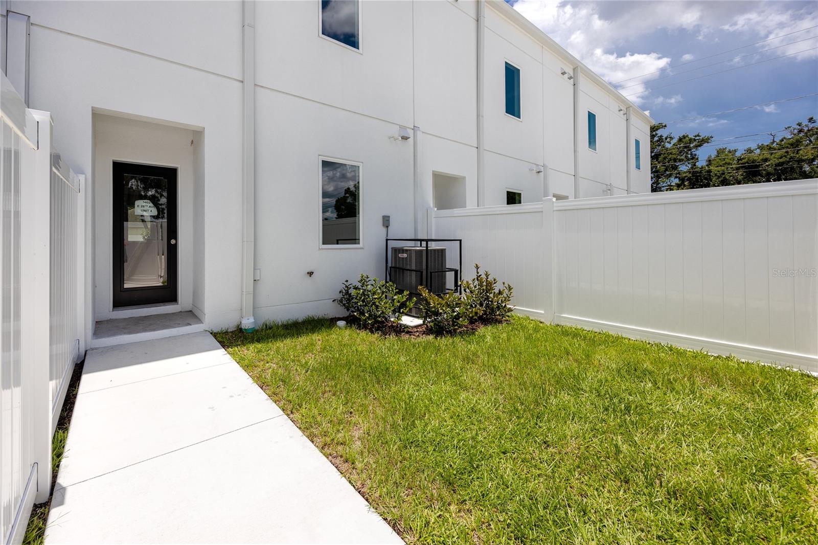 3402 E 28TH AVE #4, TAMPA, FL, 33605