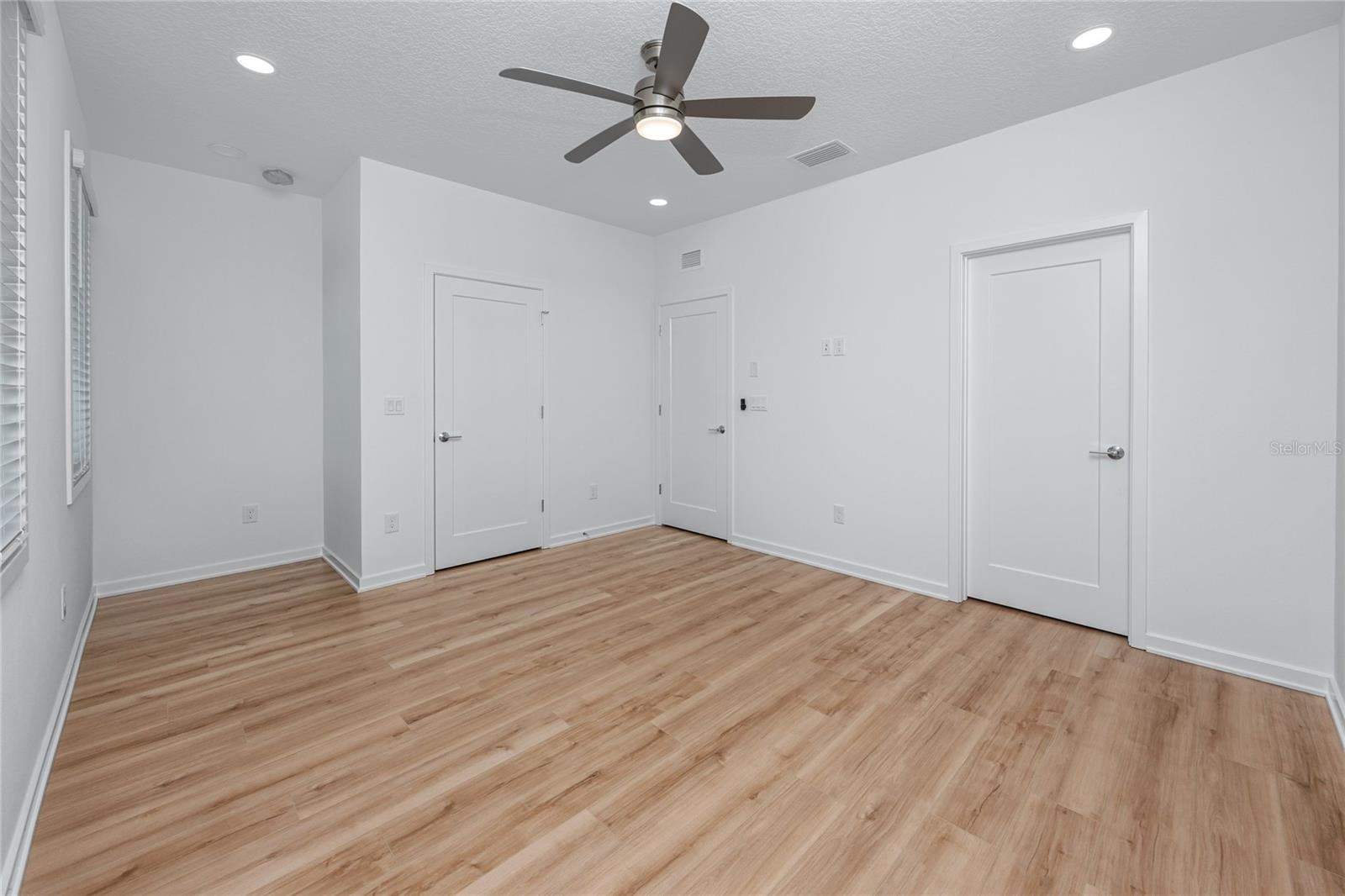 3402 E 28TH AVE #4, TAMPA, FL, 33605