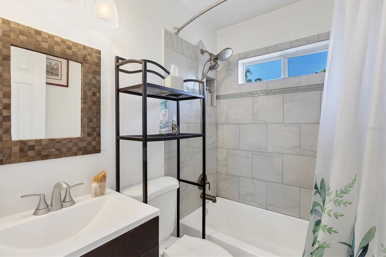 1501 BEACH DR SE, ST PETERSBURG, FL, 33701
