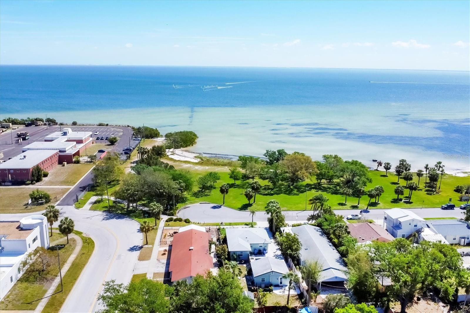 1501 BEACH DR SE, ST PETERSBURG, FL, 33701