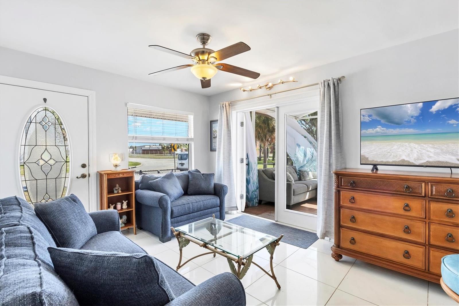 1501 BEACH DR SE, ST PETERSBURG, FL, 33701