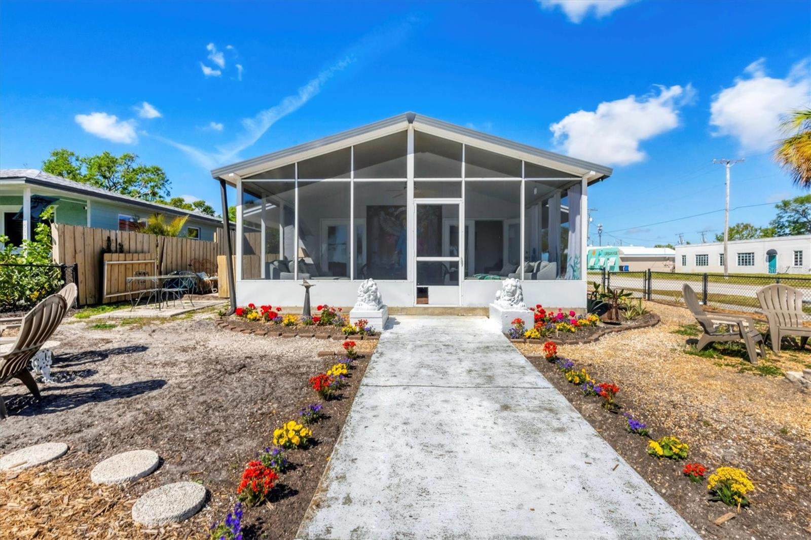 1501 BEACH DR SE, ST PETERSBURG, FL, 33701
