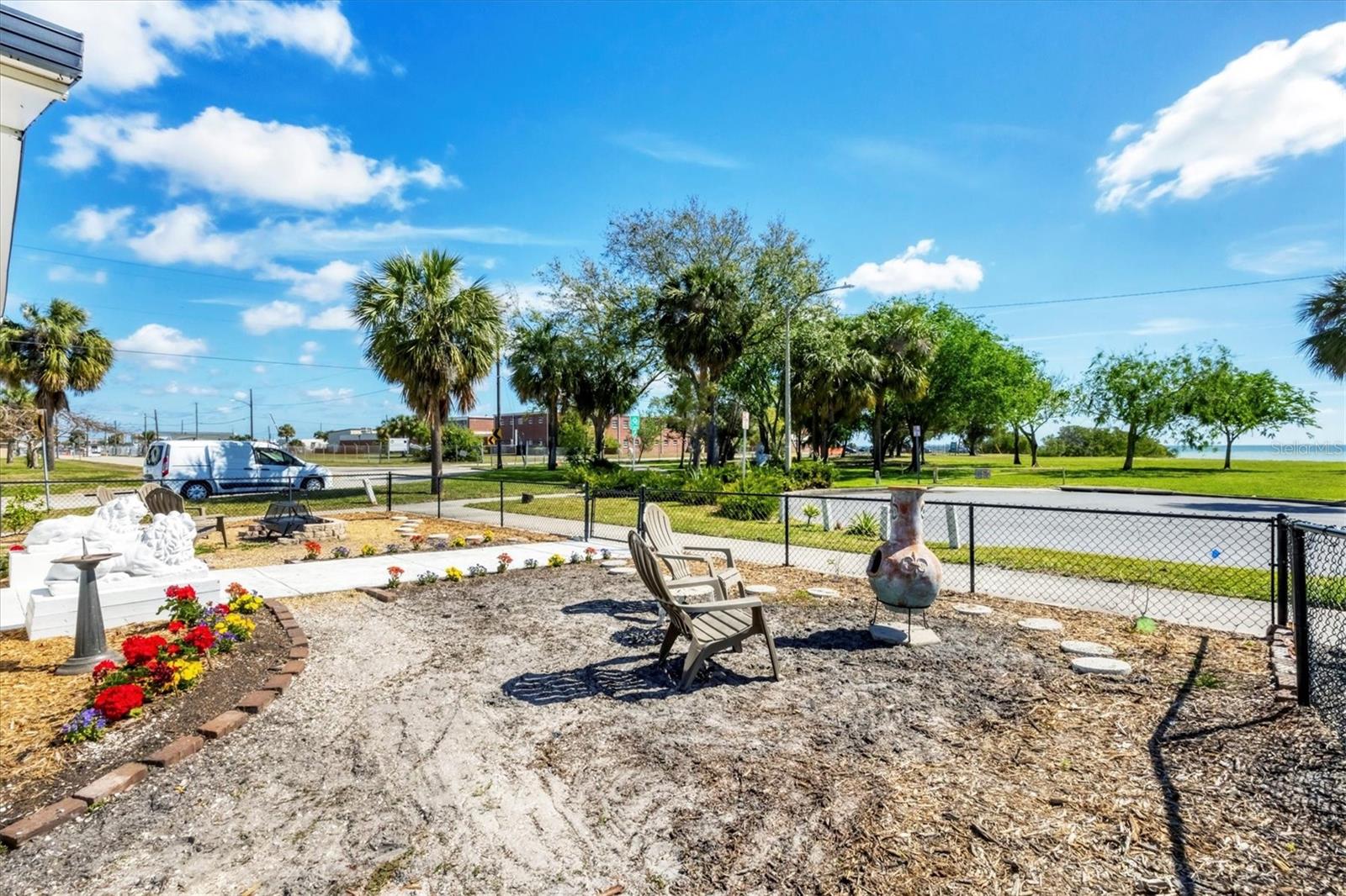 1501 BEACH DR SE, ST PETERSBURG, FL, 33701