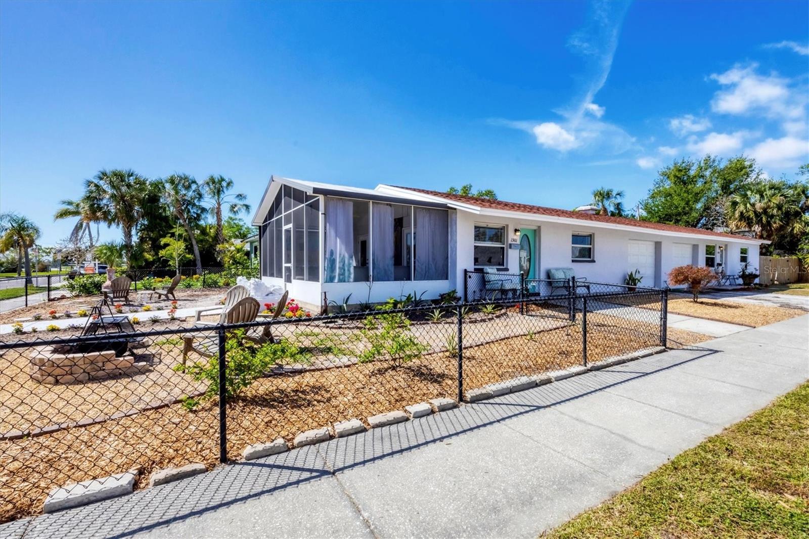 1501 BEACH DR SE, ST PETERSBURG, FL, 33701