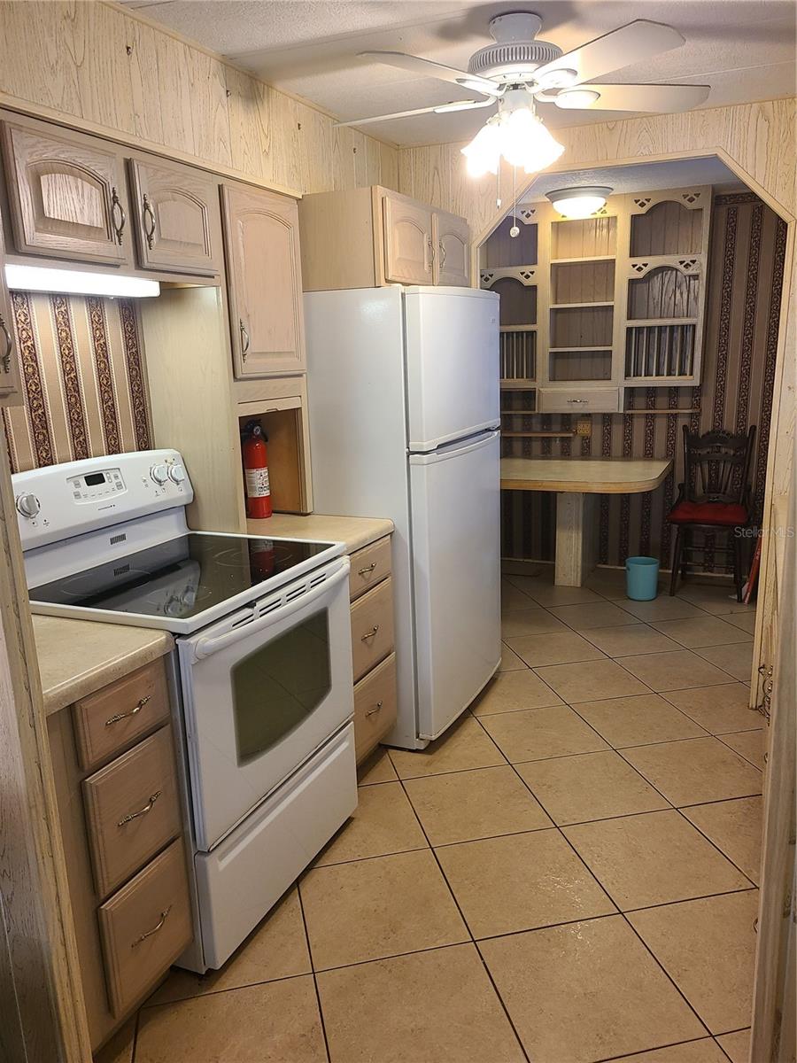 39820 US HIGHWAY 19 N #106, TARPON SPRINGS, FL, 34689