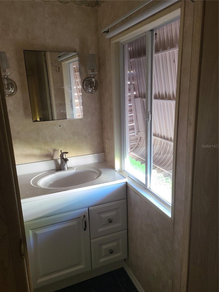 39820 US HIGHWAY 19 N #106, TARPON SPRINGS, FL, 34689