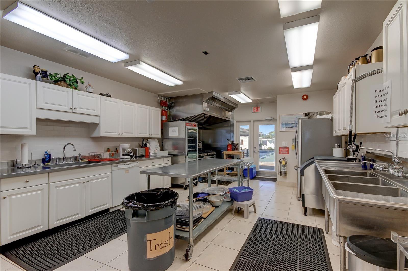 39820 US HIGHWAY 19 N #106, TARPON SPRINGS, FL, 34689