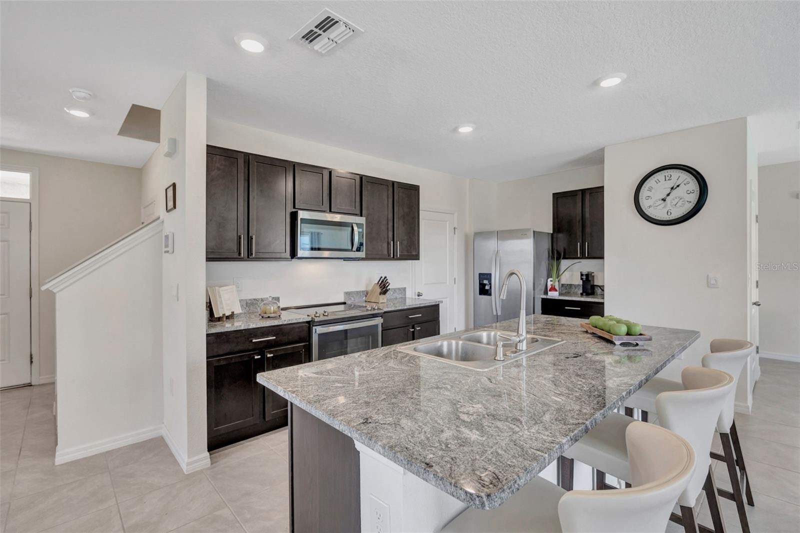 5758 HOLLINGWORTH TRL, WESLEY CHAPEL, FL, 33545