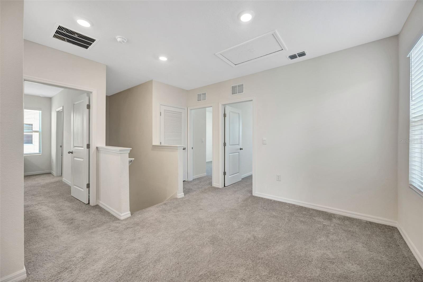 5758 HOLLINGWORTH TRL, WESLEY CHAPEL, FL, 33545
