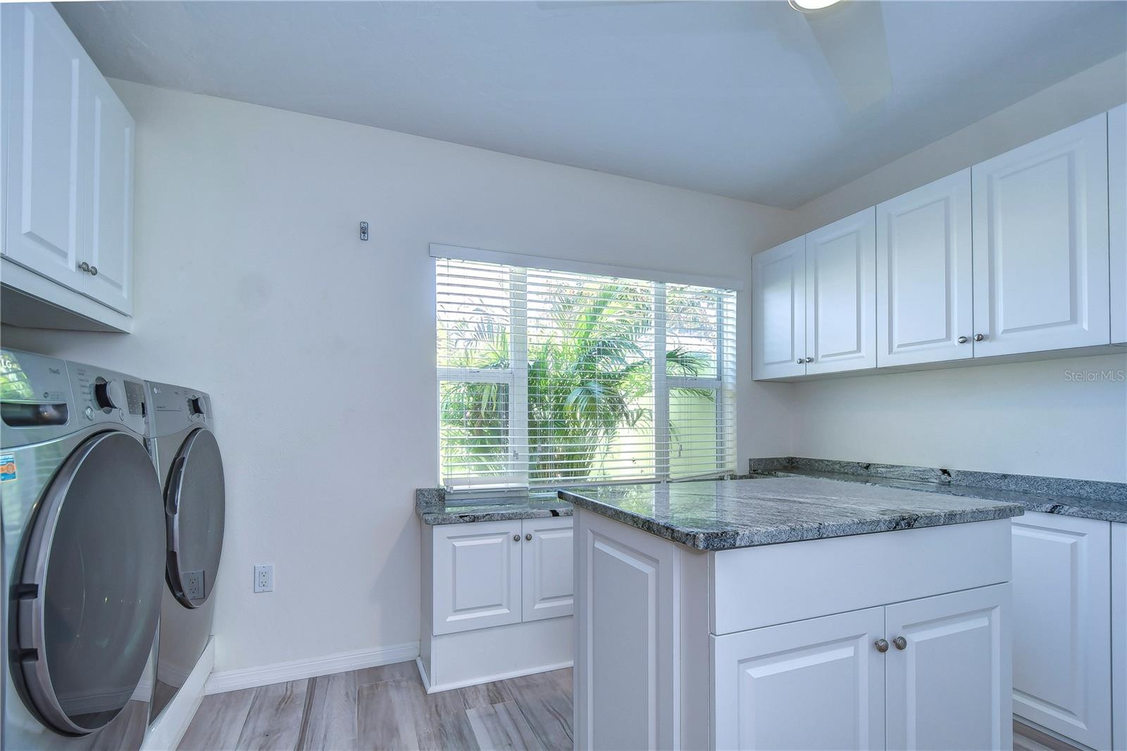 6405 16TH AVENUE DR W, BRADENTON, FL, 34209