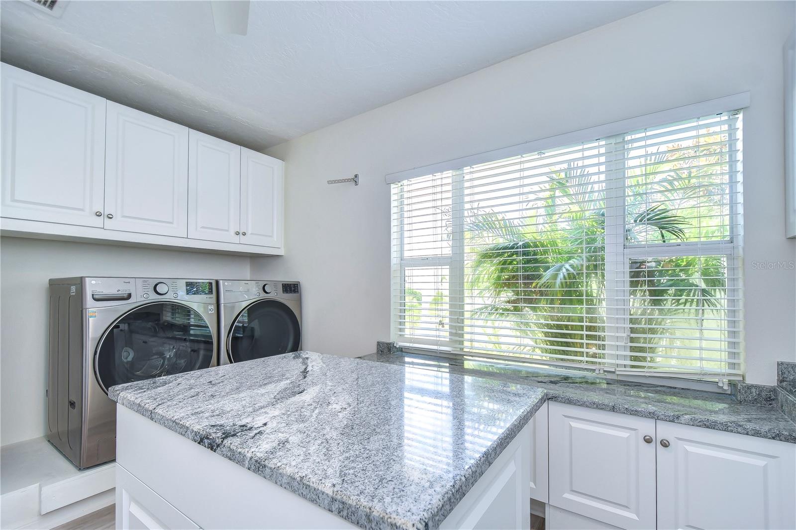 6405 16TH AVENUE DR W, BRADENTON, FL, 34209