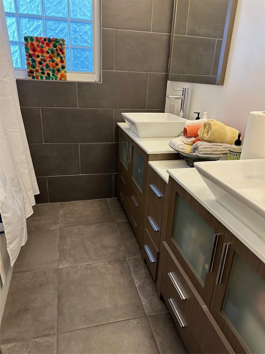 A4645730 Property Photo