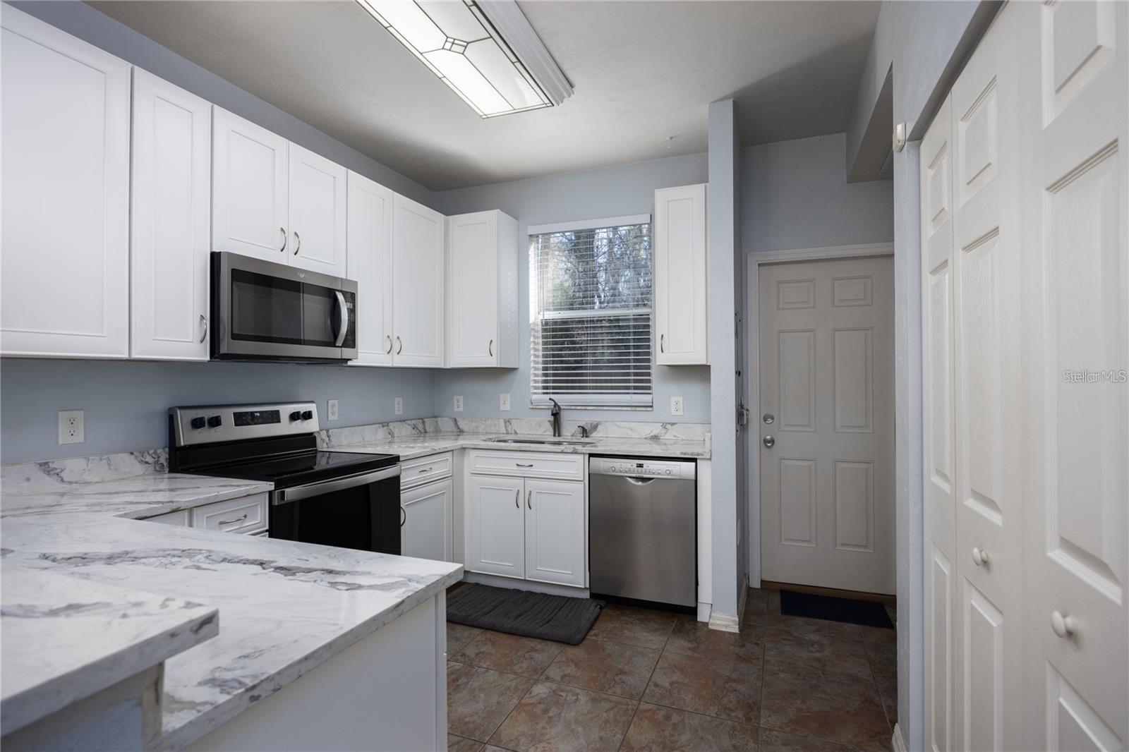 4415 SW 34TH ST #106, GAINESVILLE, FL, 32608