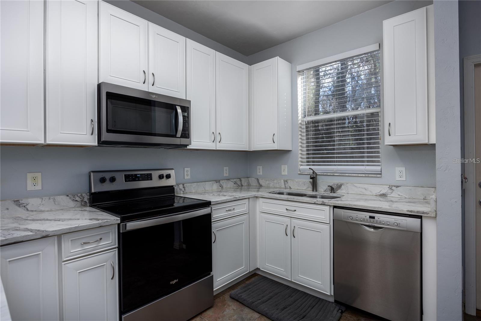 4415 SW 34TH ST #106, GAINESVILLE, FL, 32608