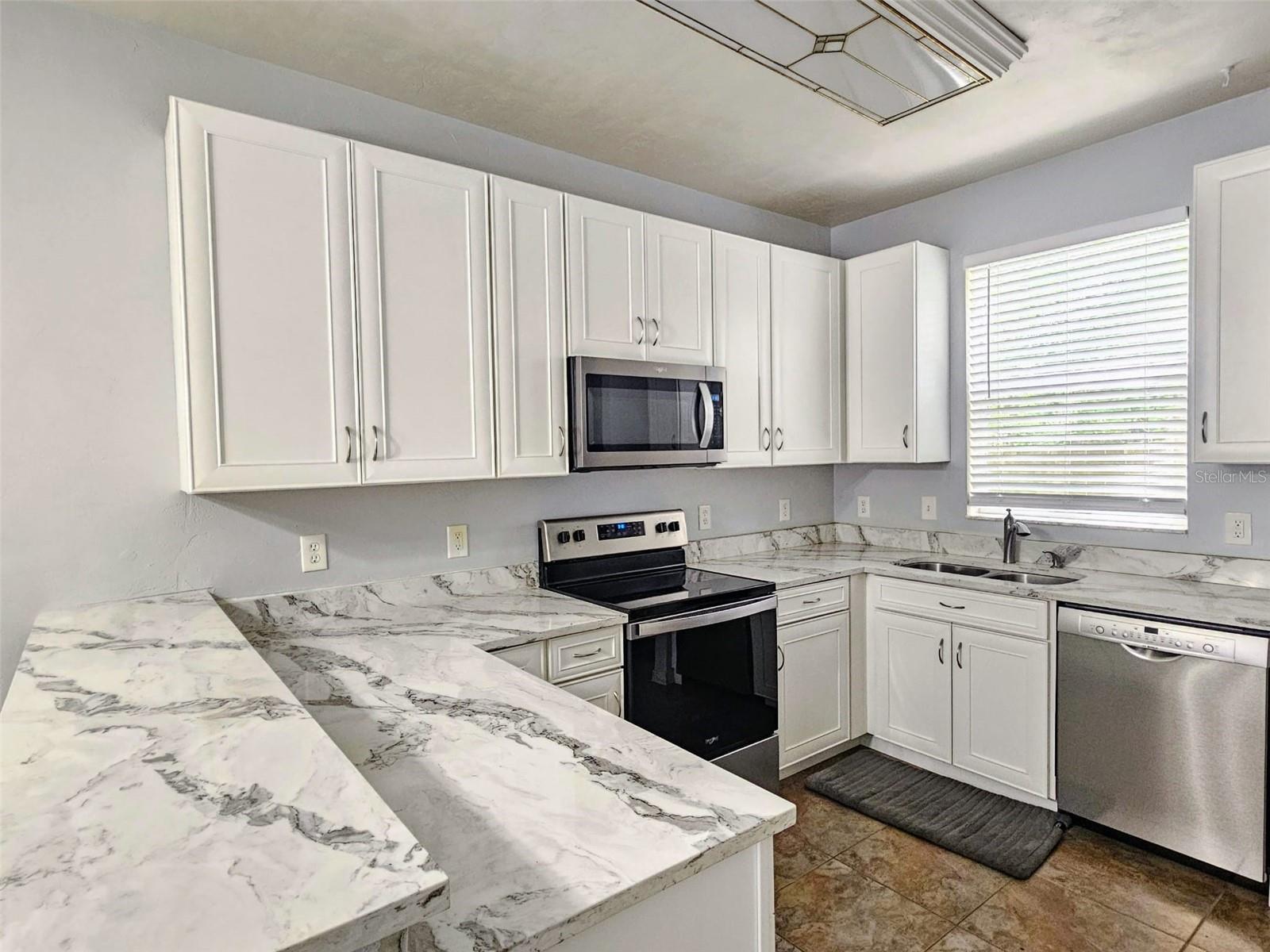 4415 SW 34TH ST #106, GAINESVILLE, FL, 32608