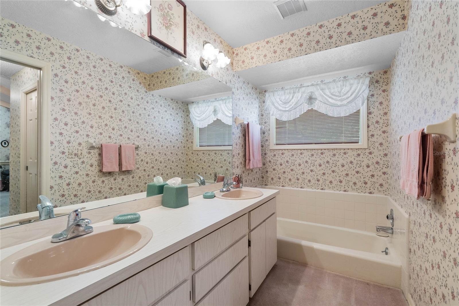 420 WILD OAK CIR, LONGWOOD, FL, 32779