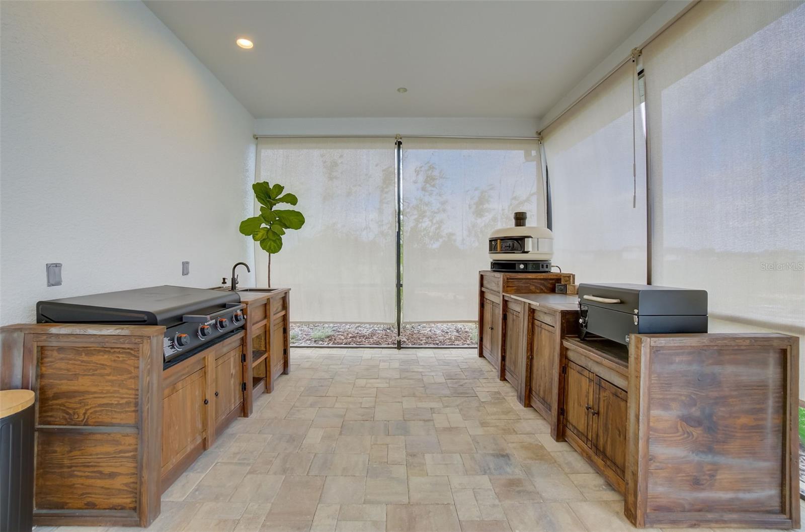 3409 LAKE DIANE RD, TAVARES, FL, 32778