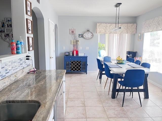 16313 BRIDGECROSSING DR, LITHIA, FL, 33547