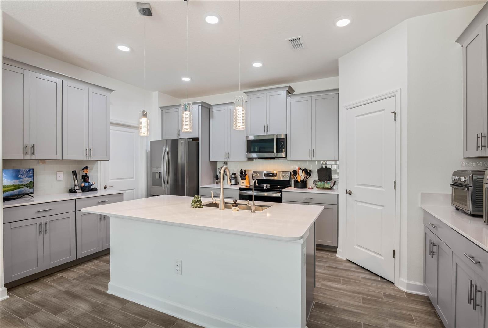 1807 GOOD NEIGHBOR LOOP, KISSIMMEE, FL, 34744