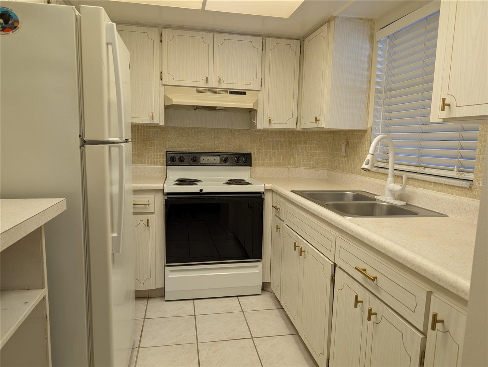 3125 36TH ST N #302, ST PETERSBURG, FL, 33713
