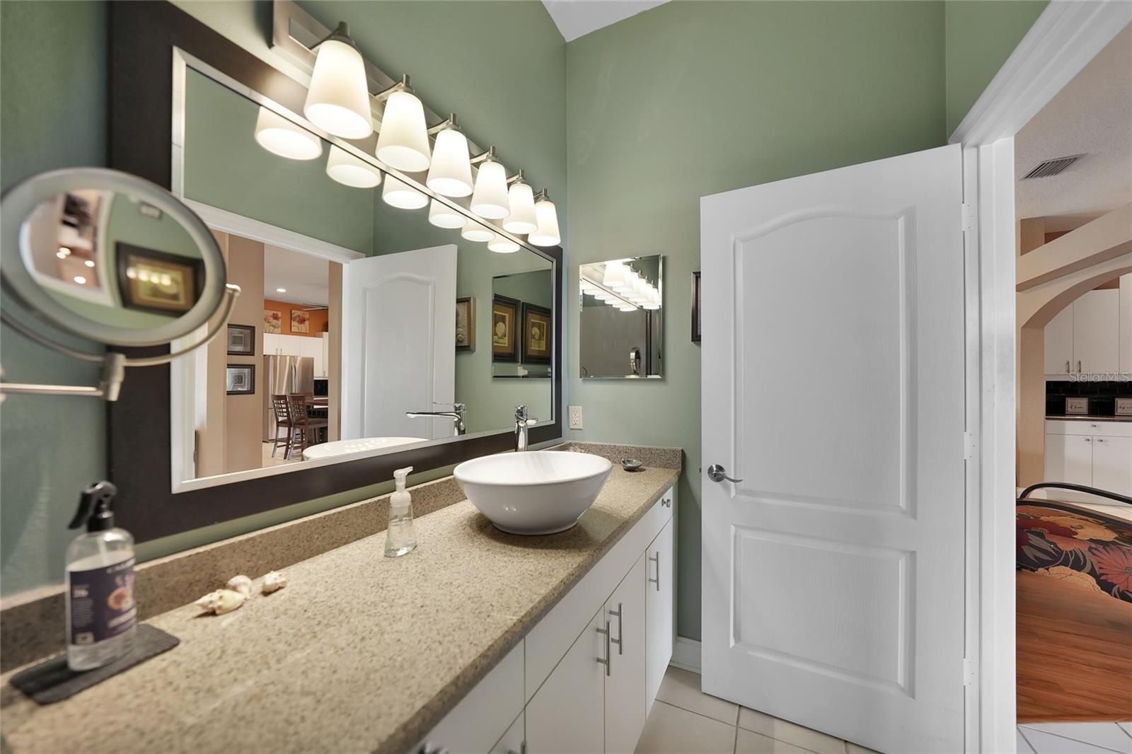 2037 LYNX RUN, NORTH PORT, FL, 34288