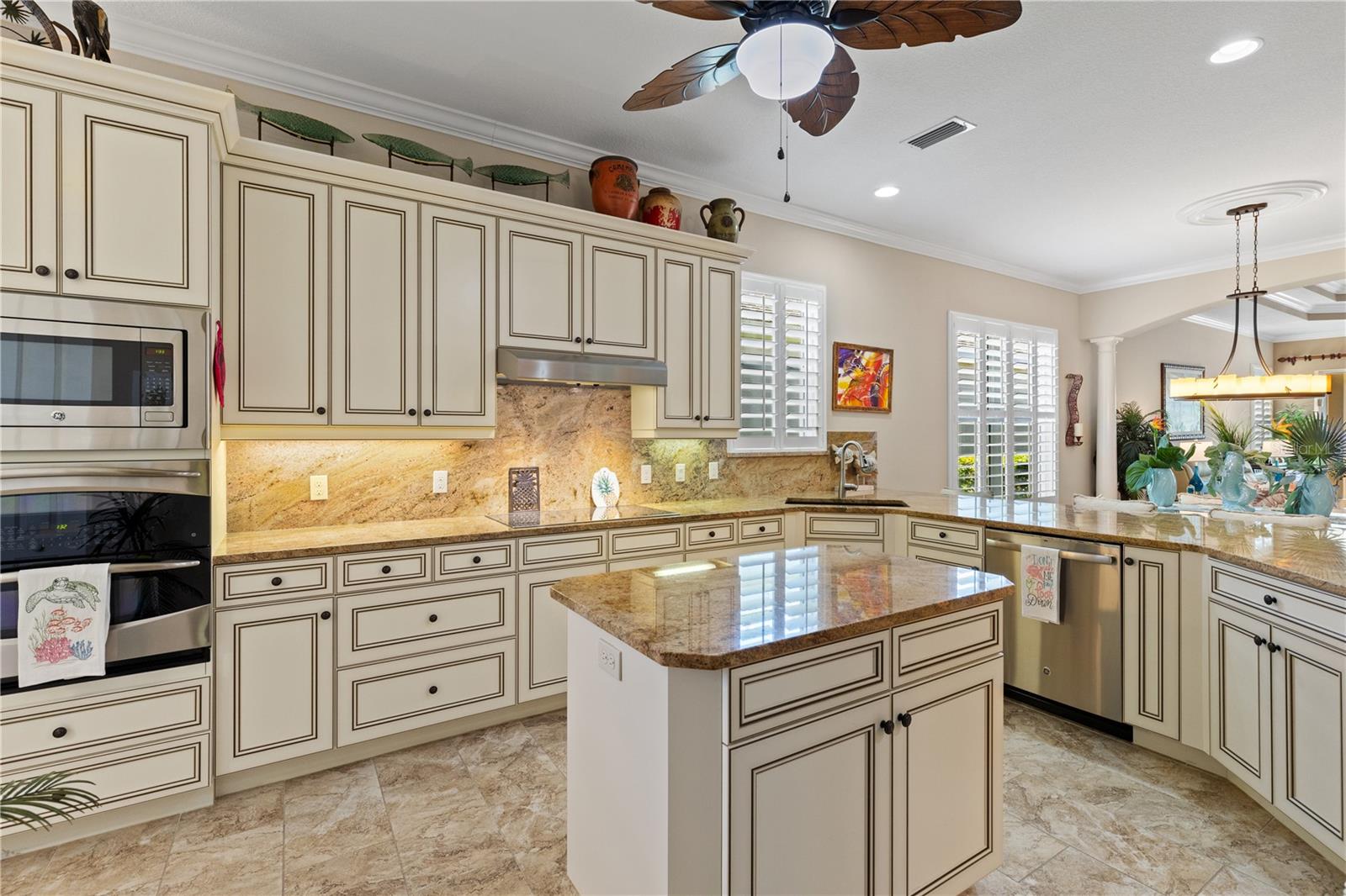 11045 BARNSLEY DR, VENICE, FL, 34293