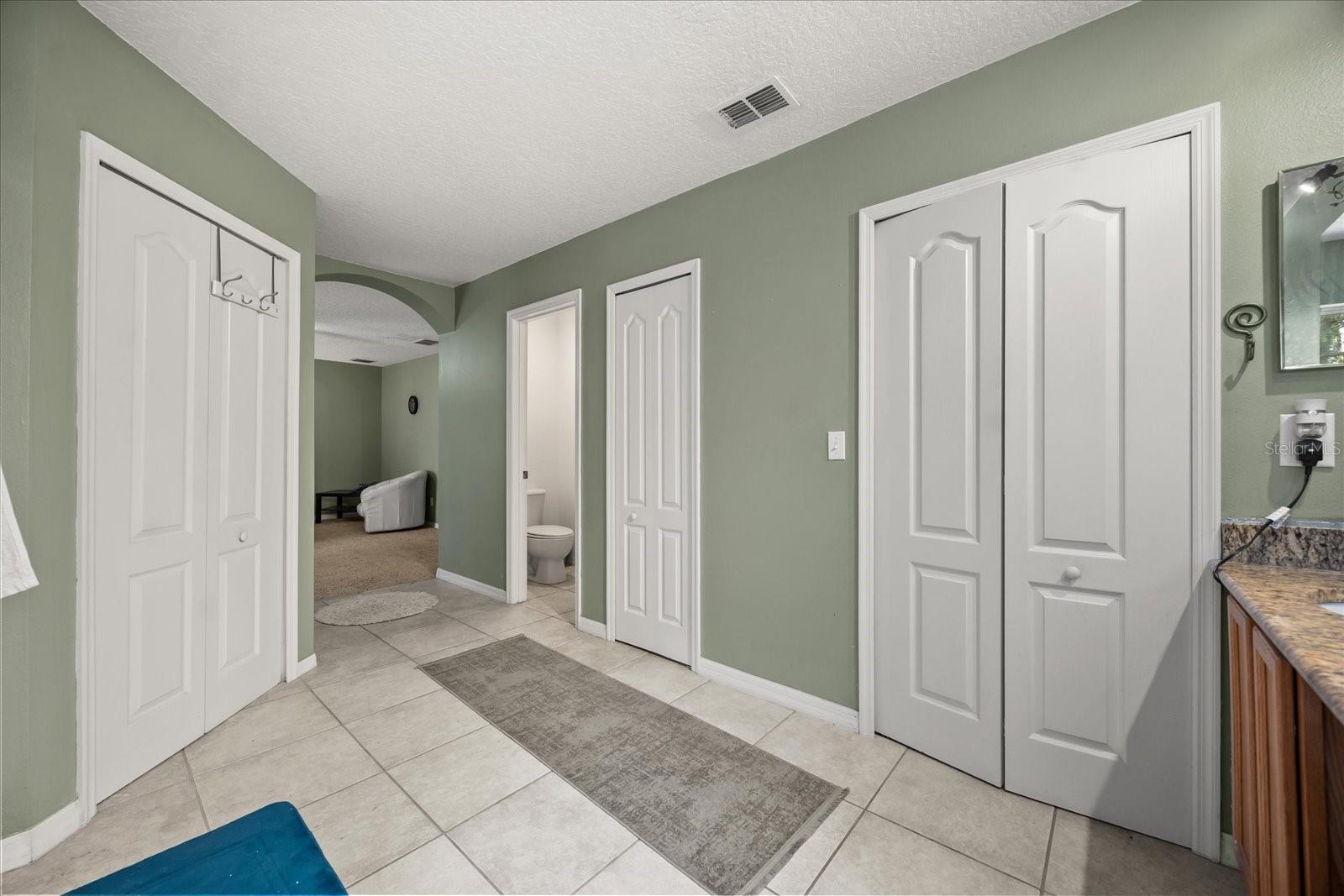 2014 APPLEGATE DR, OCOEE, FL, 34761