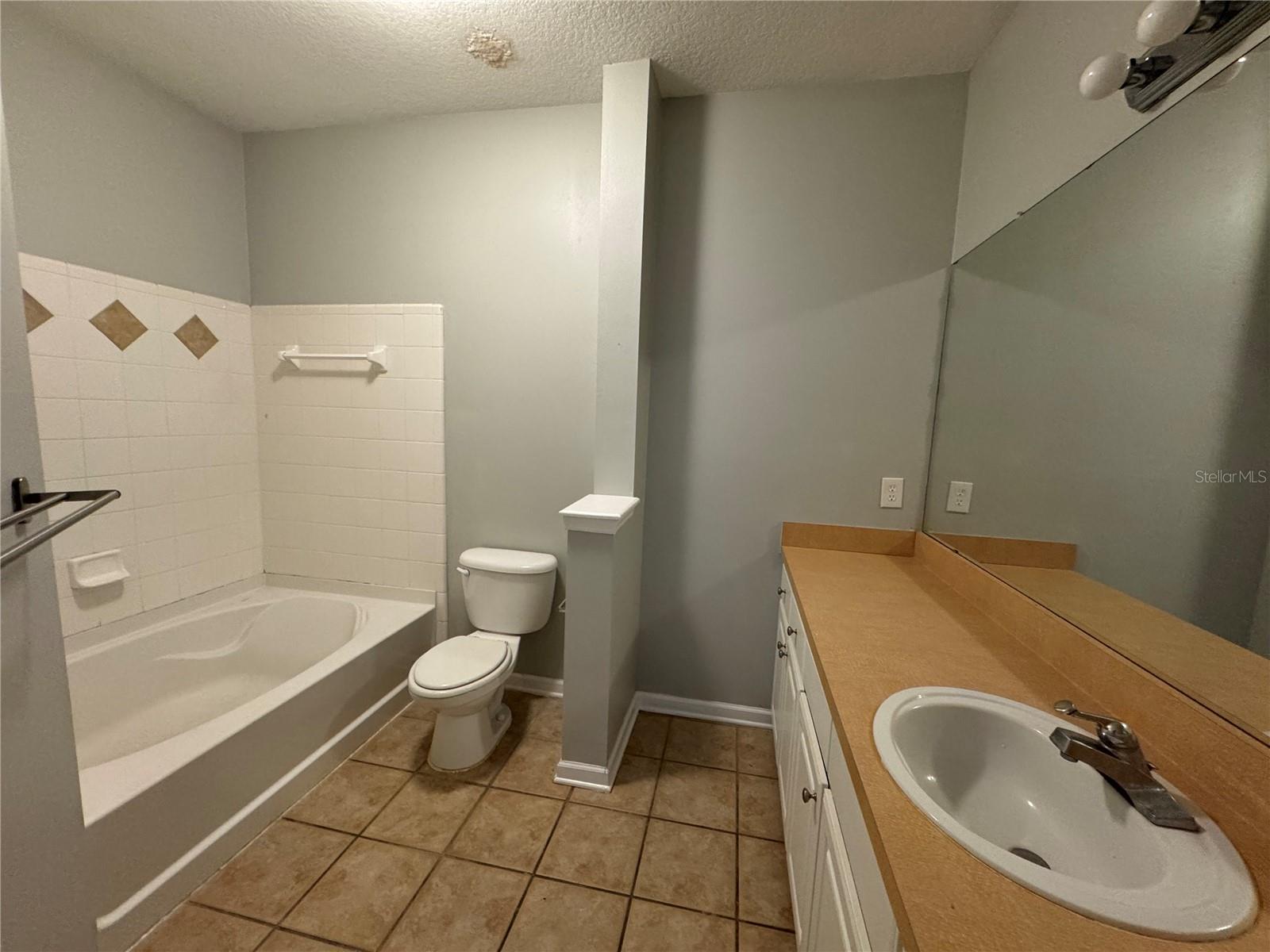 12831 MADISON POINTE CIR #104, ORLANDO, FL, 32821