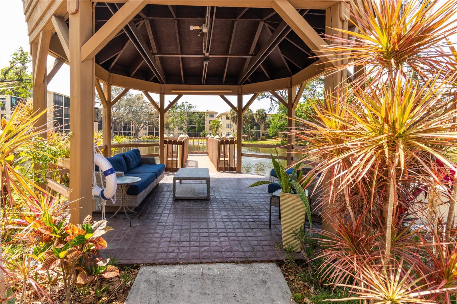 305 30TH AVE W #A104, BRADENTON, FL, 34205