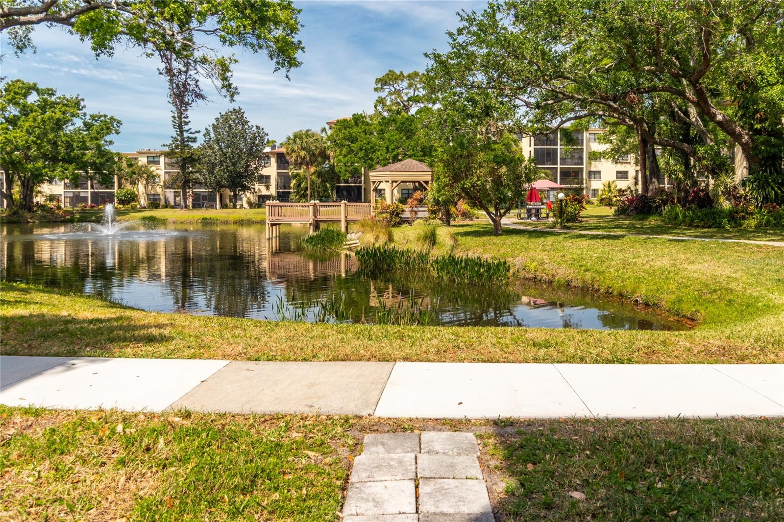 305 30TH AVE W #A104, BRADENTON, FL, 34205