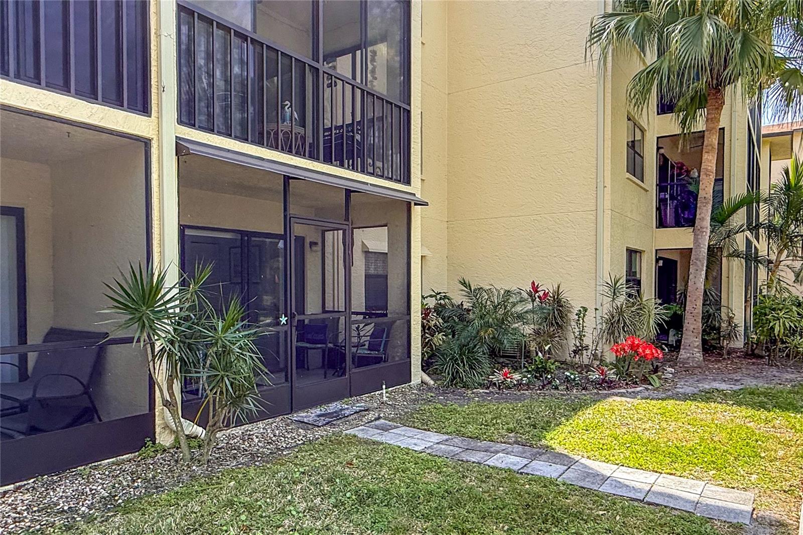 305 30TH AVE W #A104, BRADENTON, FL, 34205